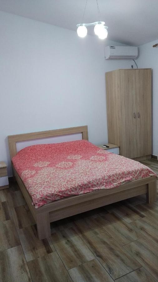 Vrzina Farm House Skadar Lake เวียร์ปาซาร์ ภายนอก รูปภาพ